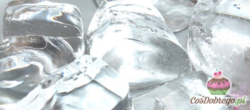 Jak zrobić przeźroczyste kostki lodu? – porada