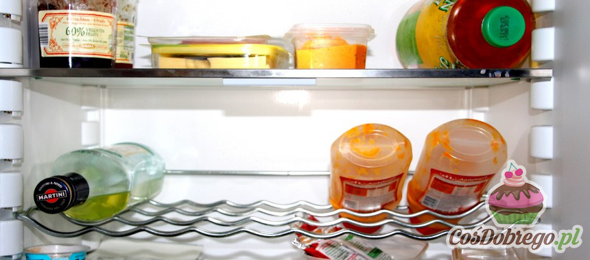 Jak pozbyć się nieprzyjemnego zapachu z lodówki? – Porada